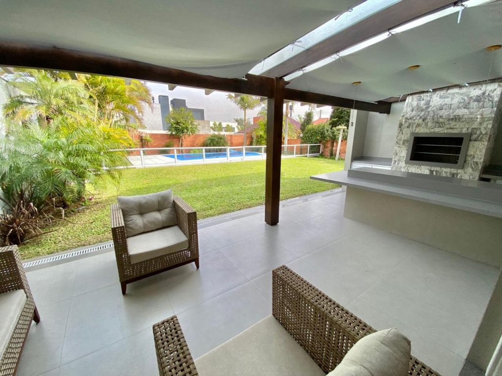 Sobrado centro de Xangri-lá