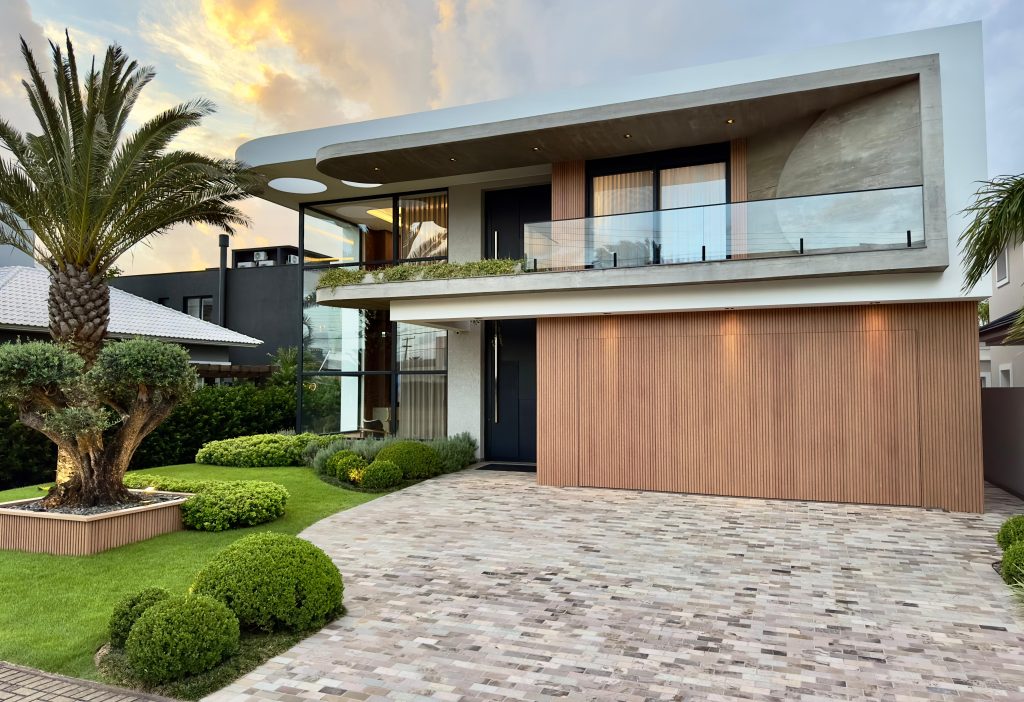 MANSÃO À VENDA  COM VISTA INCRÍVEL  CONDOMÍNIO VELAS DA MARINA