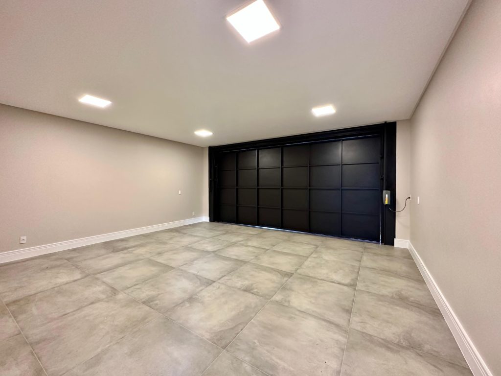 MANSÃO À VENDA  COM VISTA INCRÍVEL  CONDOMÍNIO VELAS DA MARINA