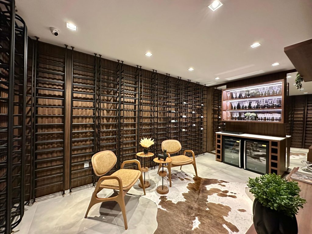 MANSÃO À VENDA  COM VISTA INCRÍVEL  CONDOMÍNIO VELAS DA MARINA