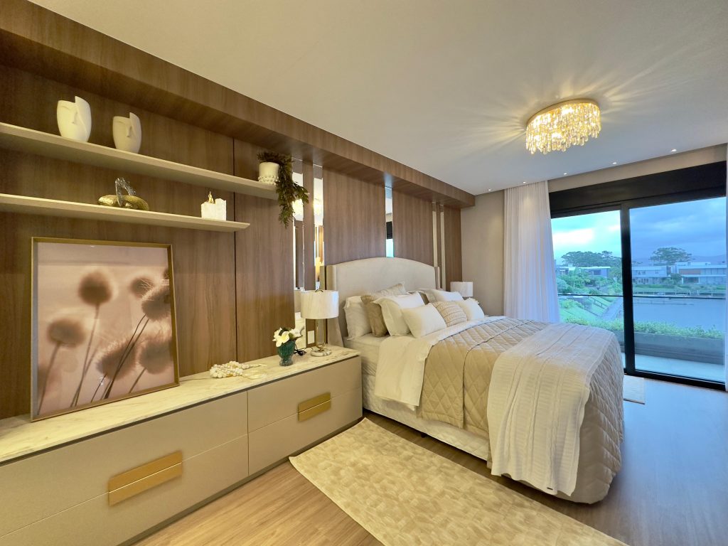 MANSÃO À VENDA  COM VISTA INCRÍVEL  CONDOMÍNIO VELAS DA MARINA